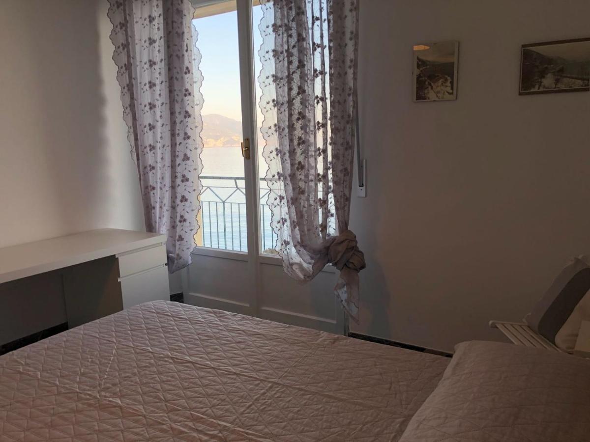 Bea'S Apartment - The Window To The Sea - Seafront 몬테로소 알 마레 외부 사진