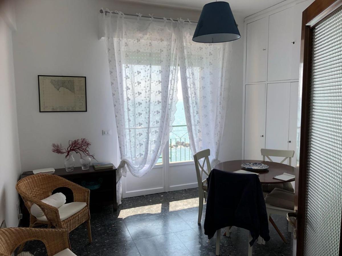 Bea'S Apartment - The Window To The Sea - Seafront 몬테로소 알 마레 외부 사진